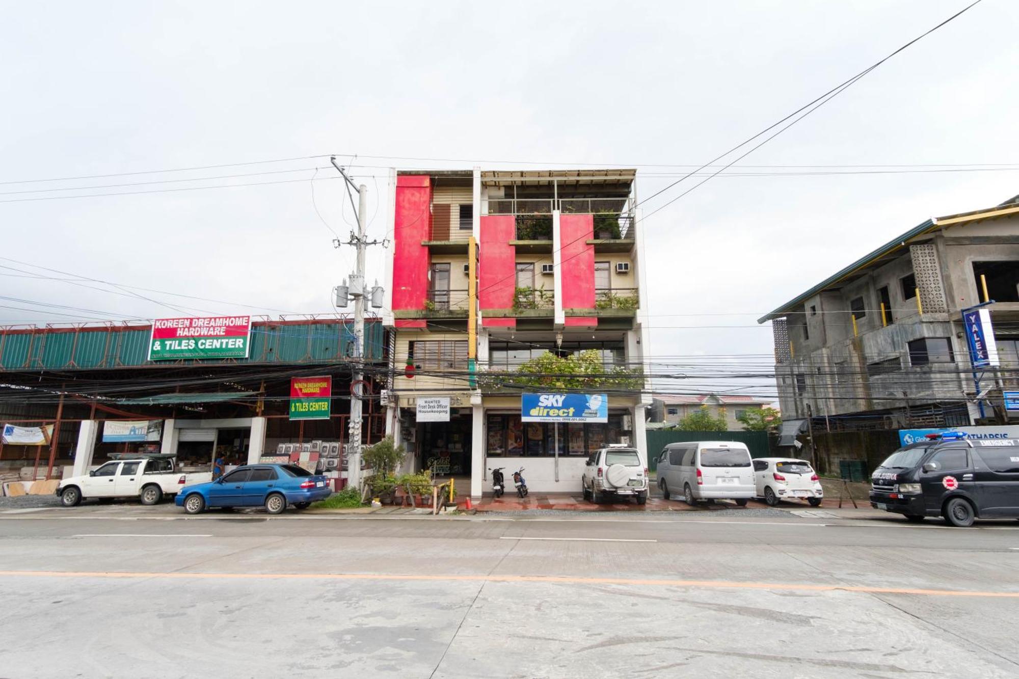 RedDoorz near Waltermart Subic Hotel Exterior foto